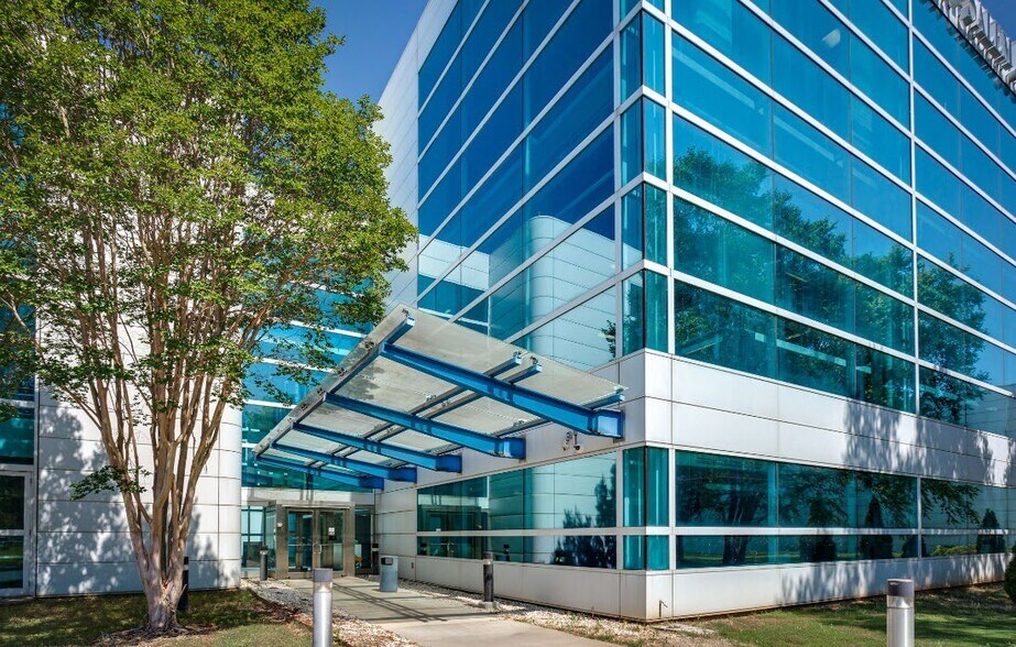 More Photos Of 2051 E Fifth St, Winston-Salem Manufacturing For Sale