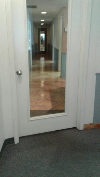 More Photos Of 2980-2982 E Fort Lowell Rd, Tucson Office For Sale