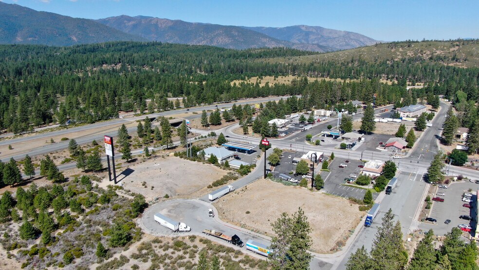 More Photos Of 2064 Black Butte Dr, Weed Land For Sale