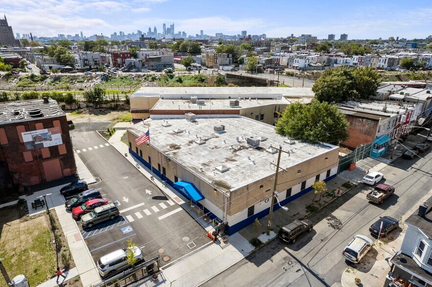 Primary Photo Of 124 E Indiana Ave, Philadelphia Flex For Lease