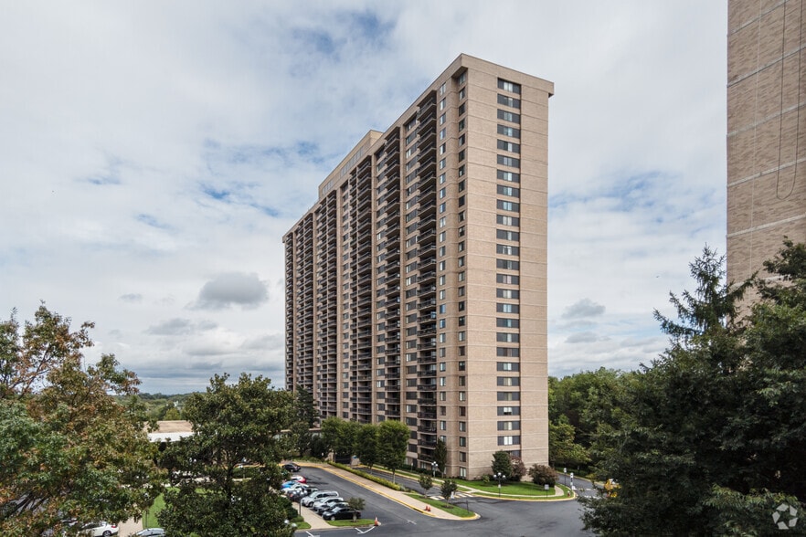 More Photos Of 3705 S George Mason Dr, Falls Church Apartments For Sale