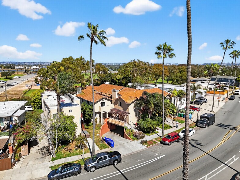 More Photos Of 4930 W Point Loma Blvd, San Diego Apartments For Sale