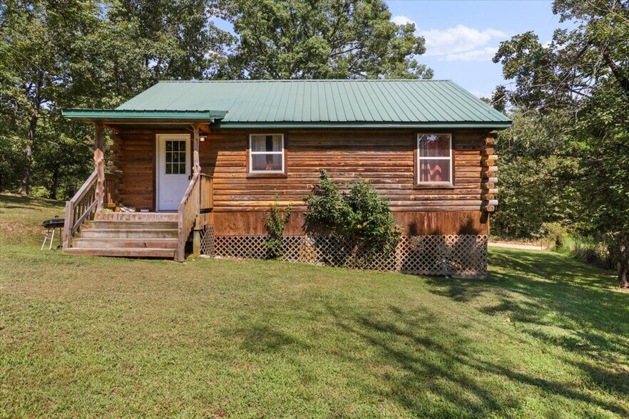 More Photos Of 1300 County Road 113 rd, Alton Specialty For Sale