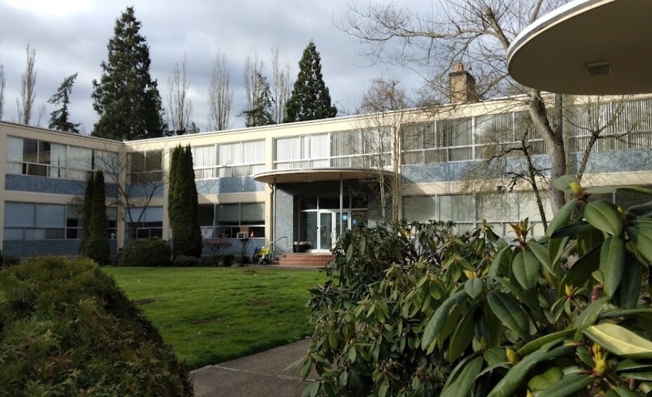 More Photos Of 925 S Main St, Mount Angel Specialty For Sale