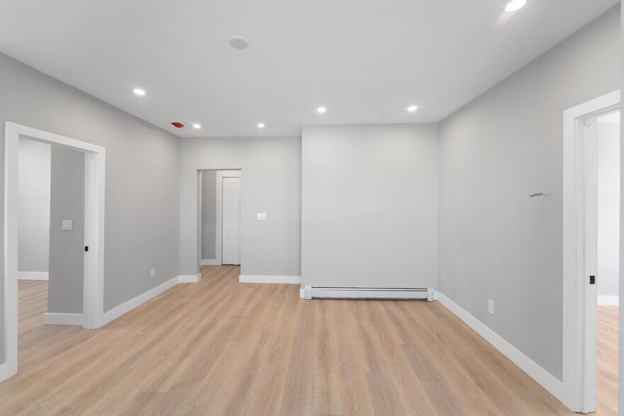 More Photos Of 735 Broadway, Pawtucket Apartments For Sale
