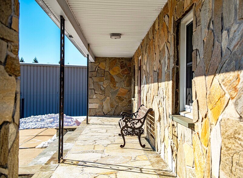 More Photos Of 1379 W Jarrettsville Rd, Forest Hill Office For Sale
