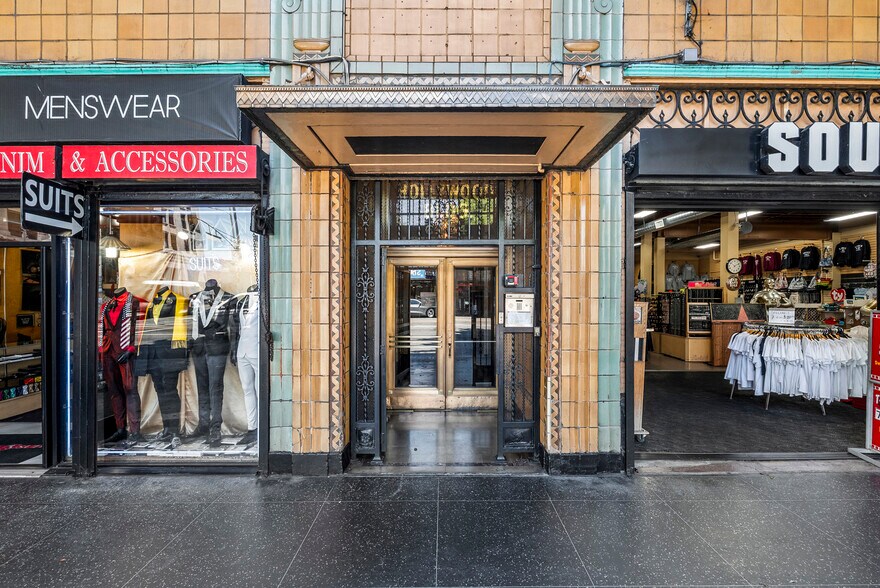 More Photos Of 6400-6404 Hollywood Blvd, Los Angeles Office For Sale
