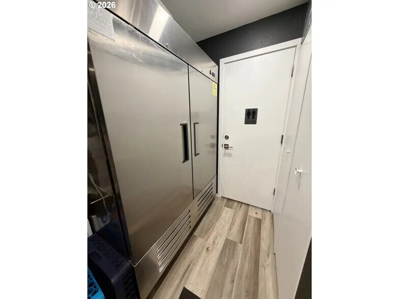More Photos Of 404 Garibaldi (Hwy 101), Garibaldi General Retail For Sale