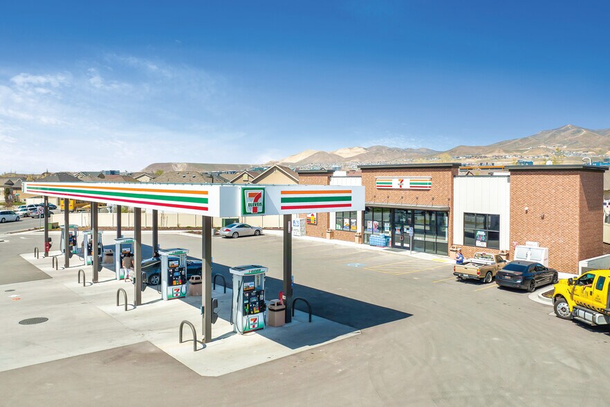 Primary Photo Of 2120 N Triumph Blvd, Lehi Service Station For Lease