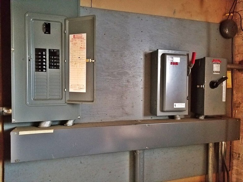 More Photos Of 12 Harmony St, Adams Warehouse For Sale