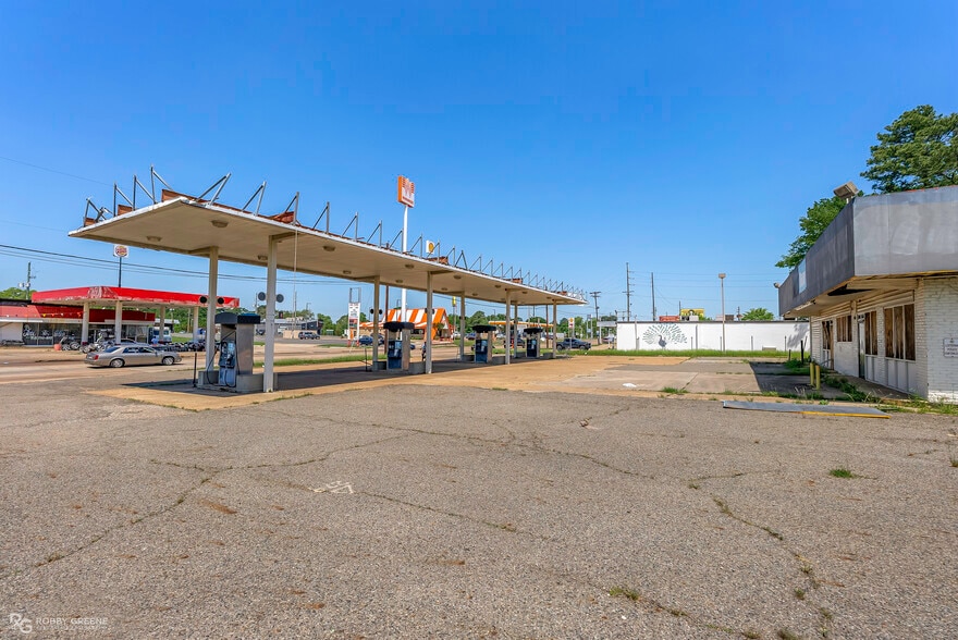 More Photos Of 4025 Jewella Ave, Shreveport Convenience Store For Sale