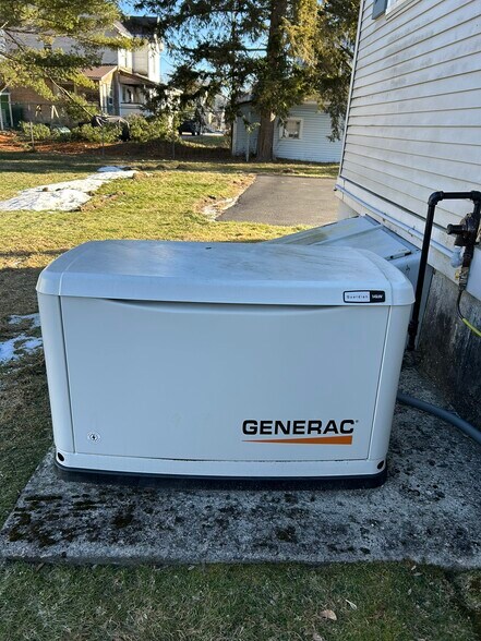 More Photos Of 15 Irving Ave, Granville Office For Sale