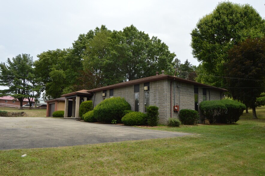 More Photos Of 603 1st Street Ext, Apollo Medical For Sale