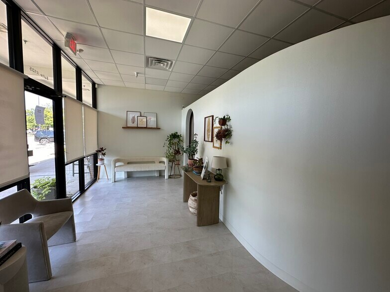 More Photos Of 7731 Perkins Rd, Baton Rouge Storefront For Lease