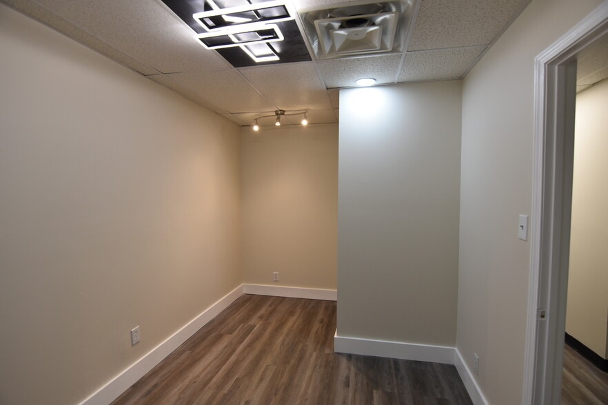 More Photos Of 4811 Trousdale Dr, Nashville Freestanding For Lease