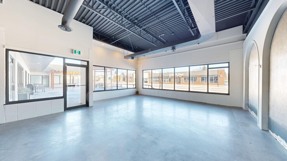 More Photos Of 4810 50 st, Stettler Flex For Lease