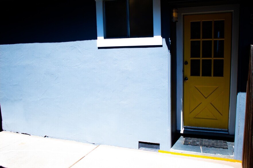 More Photos Of 2483-2491 Whitney Dr, Mountain View Apartments For Sale