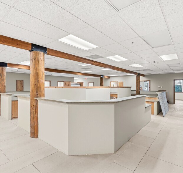 More Photos Of 700 SW Ramsey Ave, Grants Pass Medical For Lease