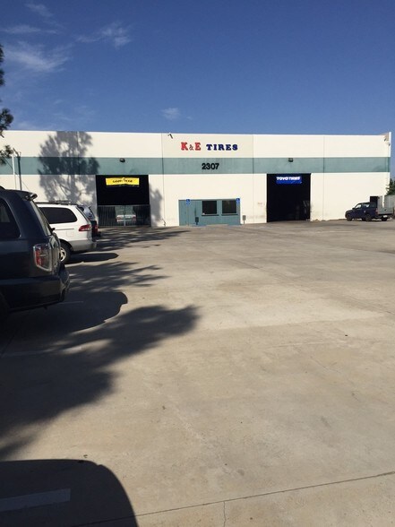 More Photos Of 2307 N Loma Ave, South El Monte Warehouse For Lease