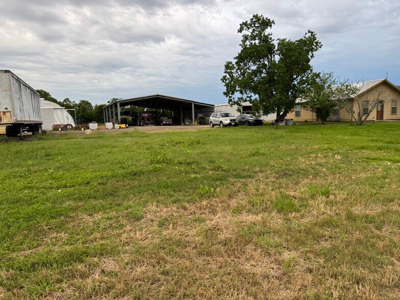 More Photos Of 20025 County Road 48, Rosharon Land For Sale