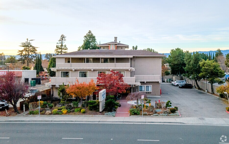 More Photos Of 958 E El Camino Real, Sunnyvale Hotel For Sale