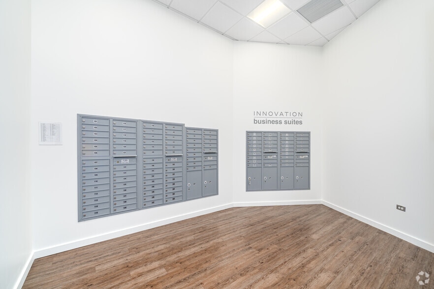 More Photos Of 1930 Innovation Way, Libertyville Manufacturing For Lease
