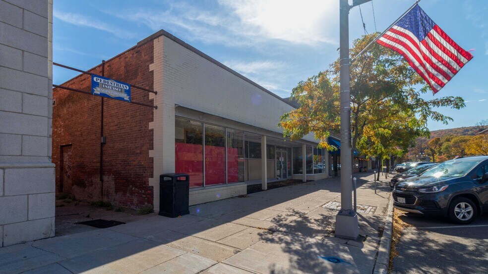 More Photos Of 36 Liberty St, Bath Storefront Retail Office For Sale