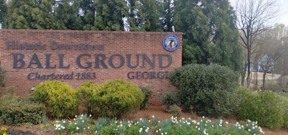 More Photos Of 125 Stripling St, Ball Ground Multifamily For Sale