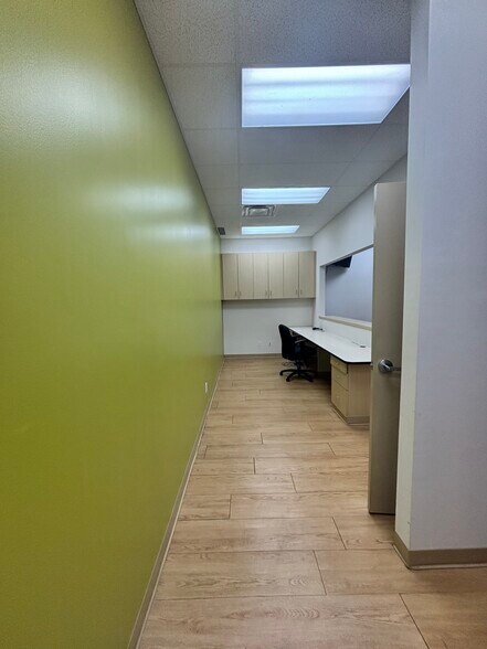 More Photos Of 805-863 Browns Line, Toronto Unknown For Lease