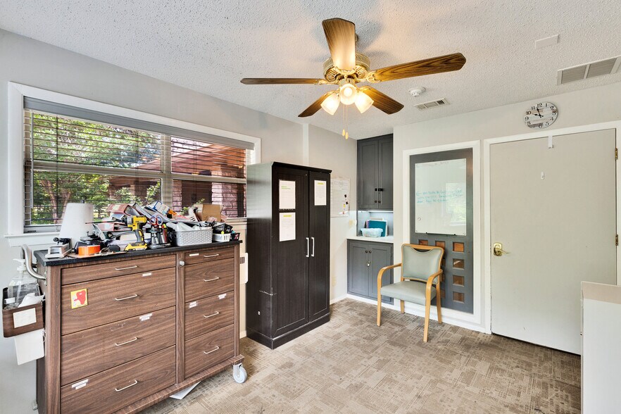 More Photos Of 3035 W Highway 290, Dripping Springs Rehabilitation Center For Sale