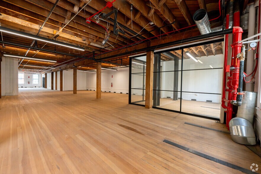 More Photos Of 734 S Main St, Los Angeles Loft Creative Space For Sale