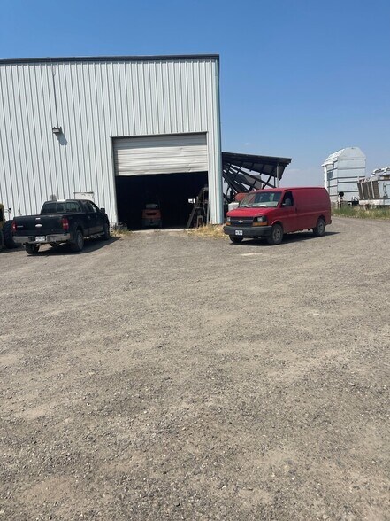 More Photos Of 1000 Washington St E, Vale Warehouse For Sale