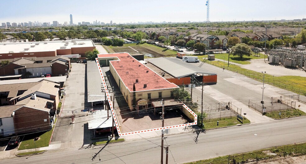 More Photos Of 3007 Crossview Dr, Houston Showroom For Sale