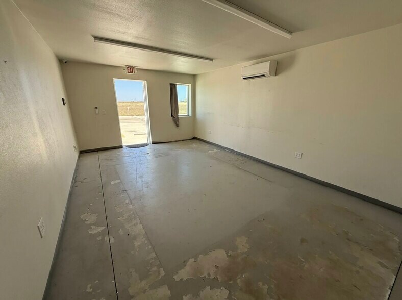 More Photos Of , Seguin Industrial For Sale