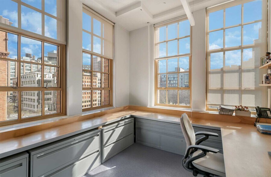 More Photos Of 145 Hudson St, New York Office Residential For Sale