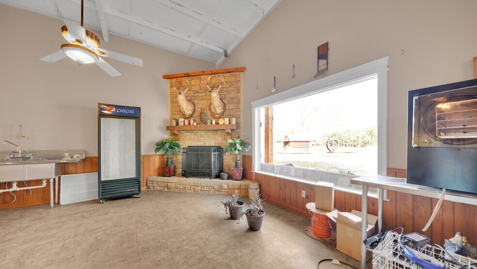 More Photos Of , Hamilton General Retail For Sale