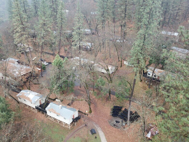 More Photos Of 6979A CA-140 Hwy, Midpines Hotel For Sale