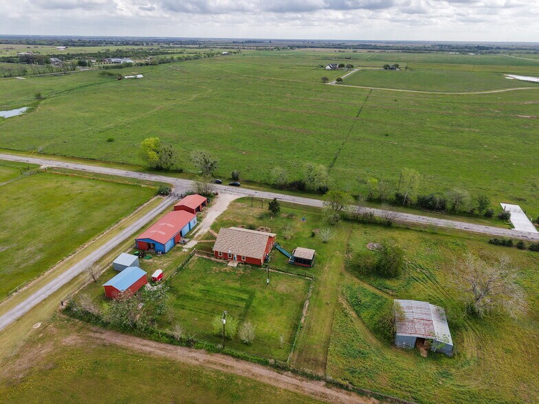 More Photos Of 10191 Bonner Rd, Pattison Specialty For Sale