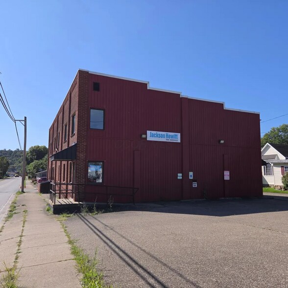 More Photos Of 918 Woodlawn Ave, Cambridge Office For Sale