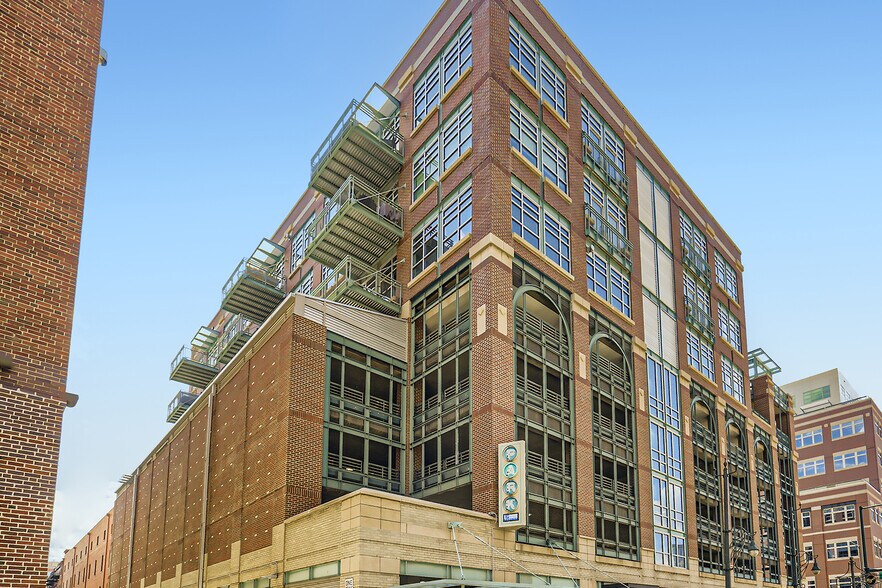 More Photos Of 1621 18th St, Denver Office For Lease