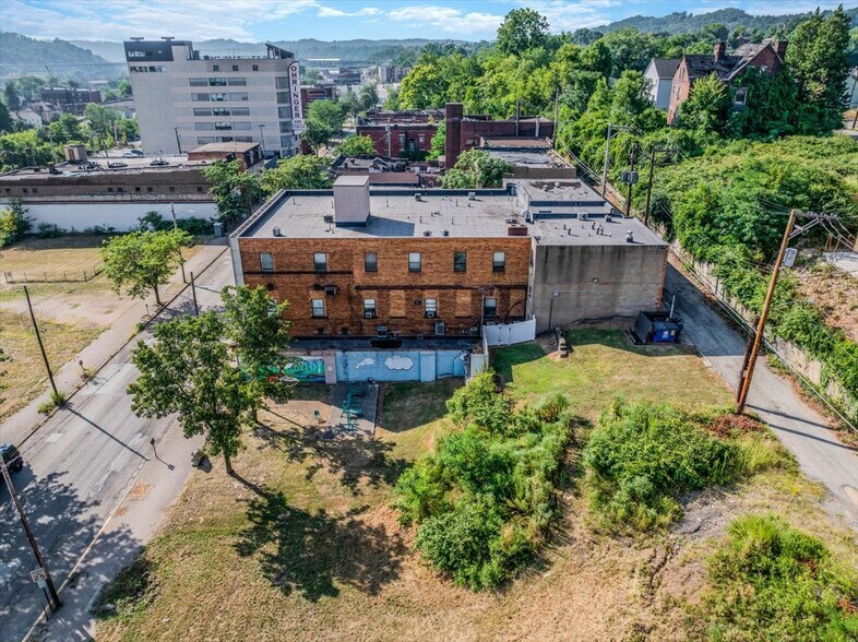 More Photos Of 723 Braddock Ave, Braddock Office For Sale