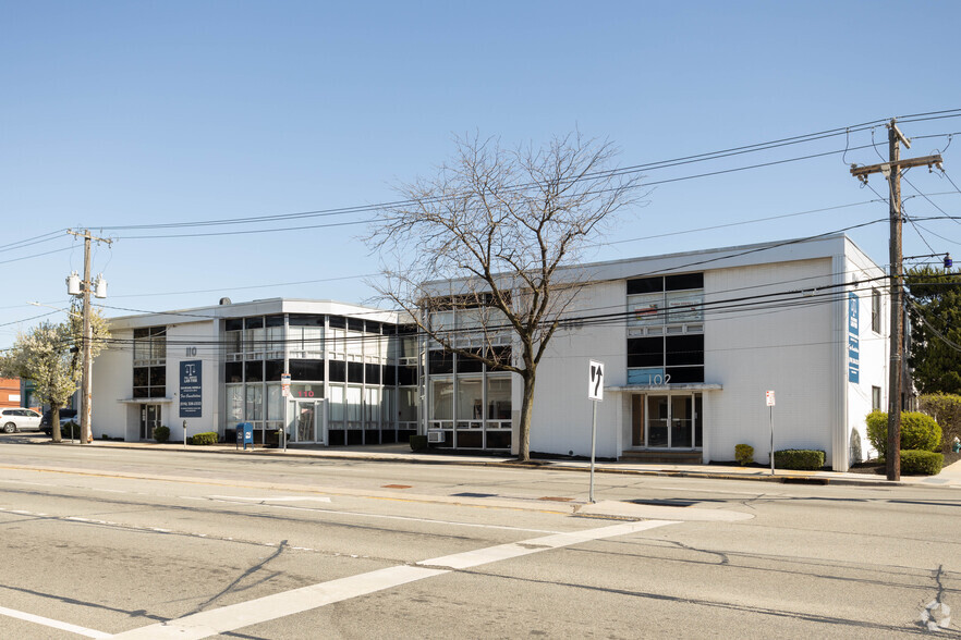 Primary Photo Of 102-114 Jericho Tpke, Floral Park Office For Sale