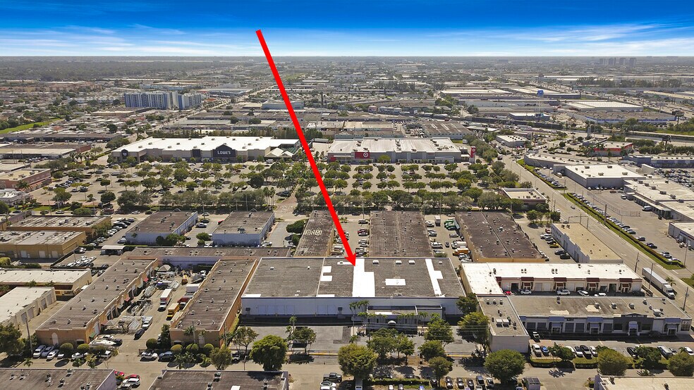 More Photos Of 1730 W 38th Pl, Hialeah Manufacturing For Lease