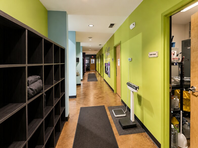 More Photos Of 3545 Rowe Ln, Cumming Health Club For Lease