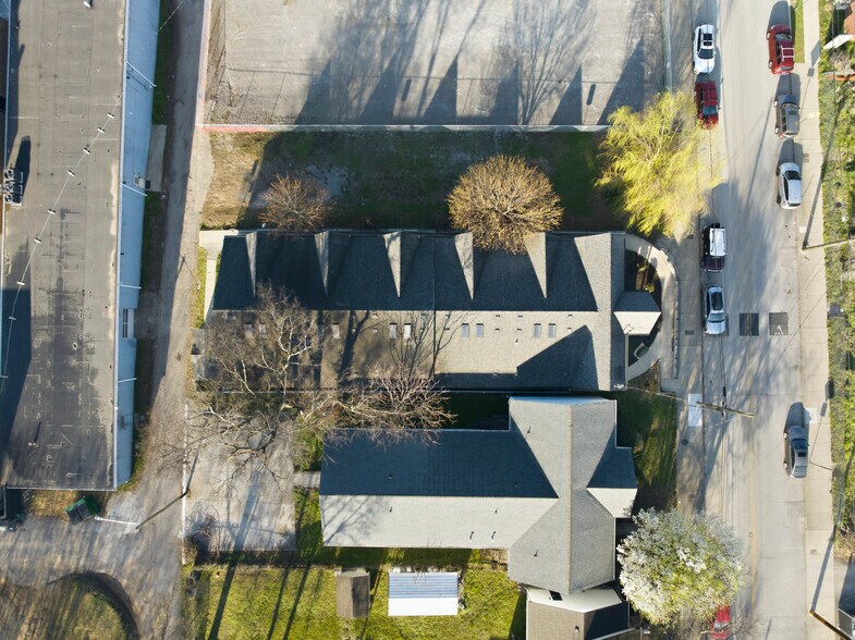 More Photos Of 415 Humphreys St, Nashville Apartments For Sale