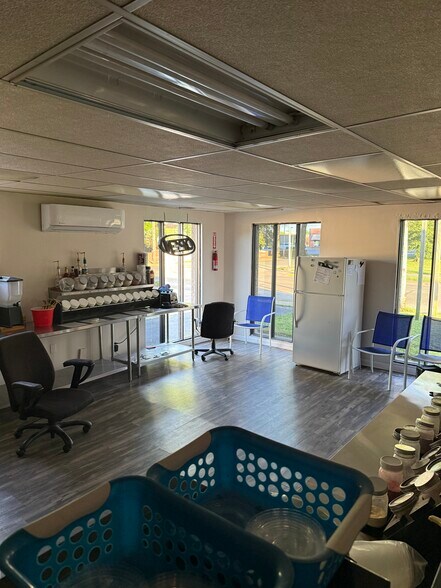 More Photos Of 204 W North St, Sikeston Office For Sale