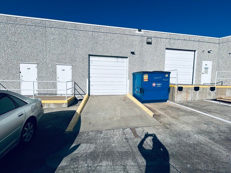 More Photos Of 2101 Midway Rd, Carrollton Light Manufacturing For Lease