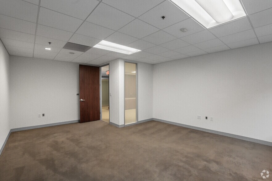 More Photos Of 1250 23rd St NW, Washington Office Residential For Lease