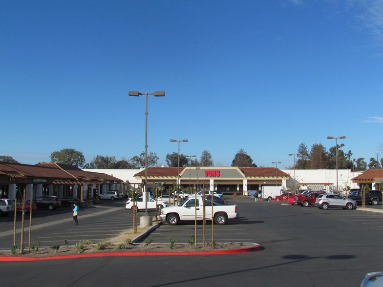 More Photos Of 5722 Telephone Rd, Ventura Unknown For Lease