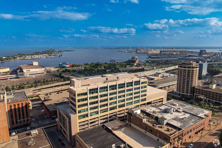 More Photos Of 425 W Superior St, Duluth Office For Lease